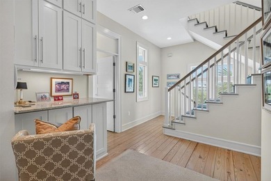 OPEN CANAL VIEWS, FLOATING BOAT SLIPS, ELEVATOR, PREMIER