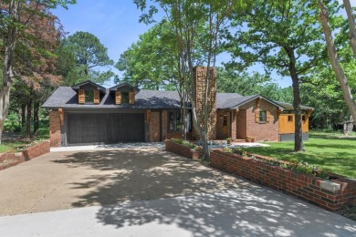 Lake Home For Sale in Tool, Texas