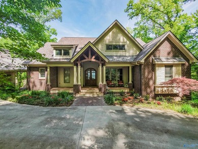 Perched on nearly 4+/- private acres with a breathtaking bluff - photo 2