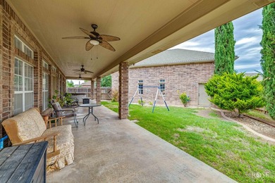 Searching for a spacious home with exceptional amenities and a - photo 37