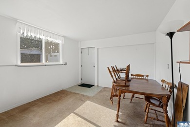 Exceptional Opportunity with Mountain Views, Shop Space & - photo 38