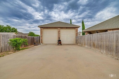 Searching for a spacious home with exceptional amenities and a - photo 45