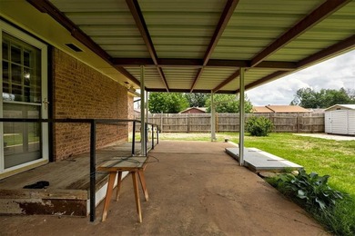 Beautifully maintained two-story wheelchair accessible home in - photo 46