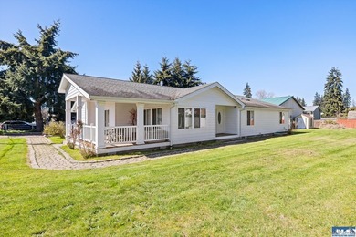 Exceptional Opportunity with Mountain Views, Shop Space & - photo 49