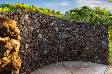 Welcome to your own slice of paradise in the coveted Launiupoko - photo 9