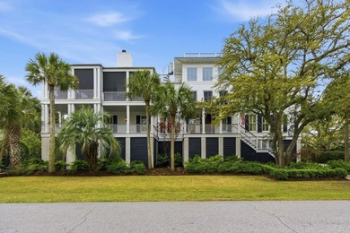 Set on an elevated corner lot along one of Sullivan's Island's - photo 1