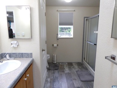This is the perfect home for those wanting low maintenance - photo 12
