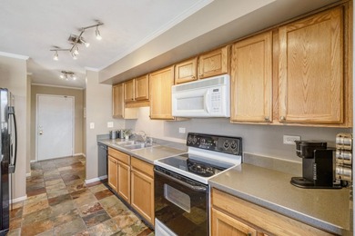 Highly desirable Baybrook Park offers this rarely available - photo 13