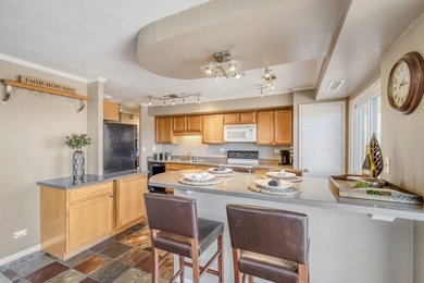 Highly desirable Baybrook Park offers this rarely available - photo 15