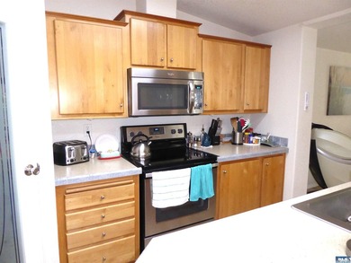 This is the perfect home for those wanting low maintenance - photo 25