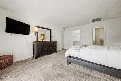 Introducing this inviting 2-bedroom townhome, ready to move in - photo 36
