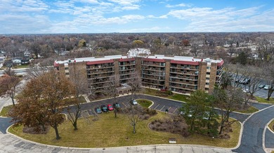 Highly desirable Baybrook Park offers this rarely available - photo 39