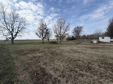Welcome to peaceful country-style living! This 3-bedroom, 2-bath - photo 5