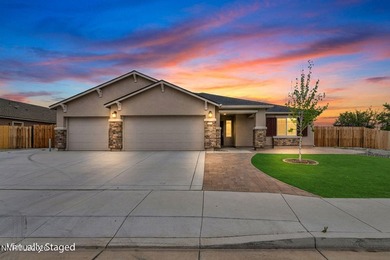 Discover comfortable living in this beautifully maintained - photo 1