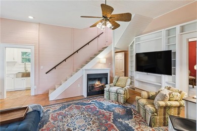 Constructed in 1908 and thoughtfully updated for modern living - photo 11