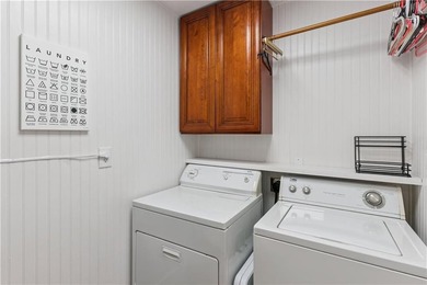 Constructed in 1908 and thoughtfully updated for modern living - photo 13