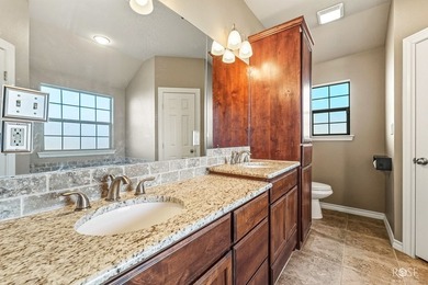 You will love coming home to this beautiful, well-kept 4-bedroom - photo 18