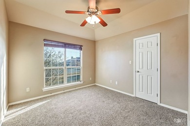 You will love coming home to this beautiful, well-kept 4-bedroom - photo 21