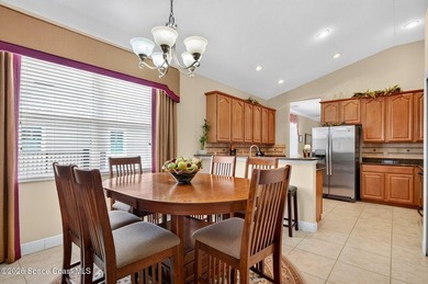 Welcome to Sunstone, a sought-after gated community in the heart - photo 21