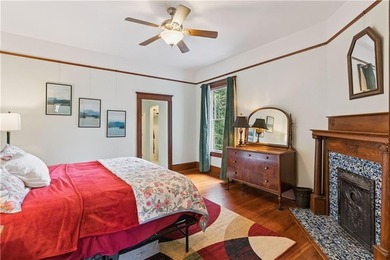 Constructed in 1908 and thoughtfully updated for modern living - photo 22