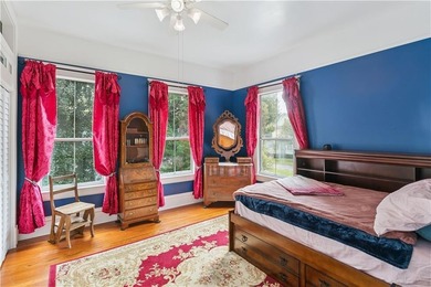Constructed in 1908 and thoughtfully updated for modern living - photo 28
