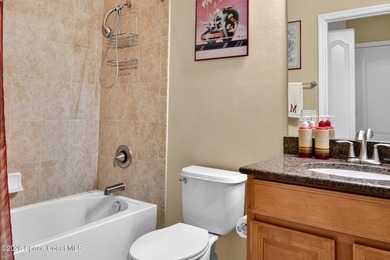 Welcome to Sunstone, a sought-after gated community in the heart - photo 33
