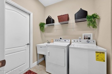 Welcome to Sunstone, a sought-after gated community in the heart - photo 38