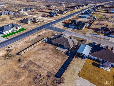 You will love coming home to this beautiful, well-kept 4-bedroom - photo 40