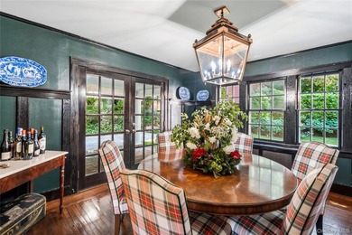 Steeped in history and reimagined with a designer's eye, this - photo 4