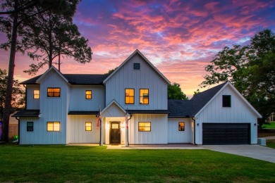 Lake Home For Sale in Gun Barrel City, Texas