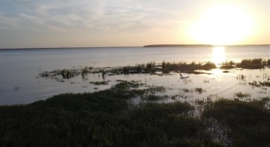 Lake Lot For Sale in Mabank, Texas