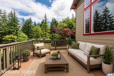 This beautifully appointed home offers water views, thoughtful - photo 14
