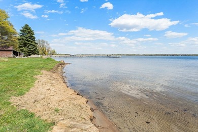 Your dreamy lake home awaits! Incredible Coon Lake Rambler on - photo 15