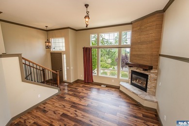 This beautifully appointed home offers water views, thoughtful - photo 18