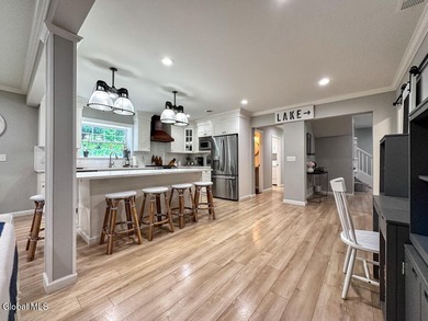 Village living at its best! Just four blocks from Canada Street - photo 22