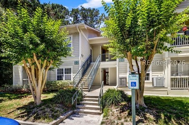 Enjoy easy Lowcountry living at 726 Legends on the Green, a - photo 1
