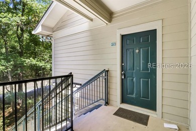 Enjoy easy Lowcountry living at 726 Legends on the Green, a - photo 2