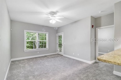Enjoy easy Lowcountry living at 726 Legends on the Green, a - photo 4