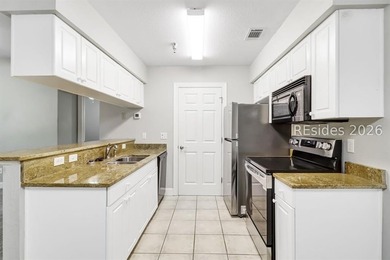 Enjoy easy Lowcountry living at 726 Legends on the Green, a - photo 10