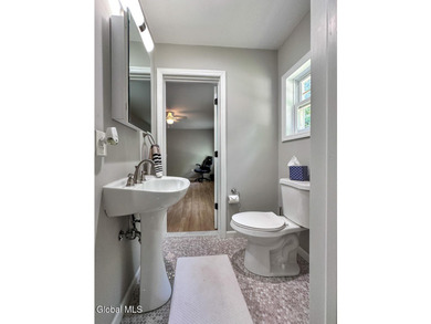 Village living at its best! Just four blocks from Canada Street - photo 50