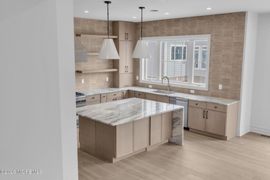 Welcome to this one of three new luxury homes all with swimming - photo 3