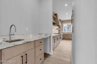 Welcome to this one of three new luxury homes all with swimming - photo 4