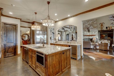 Step into a world of luxury and tranquility at 1901 Glenoak Dr - photo 16