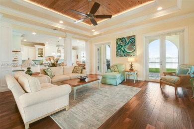 One of Hutchinson Island's gated premier deep-water Intracoastal - photo 17