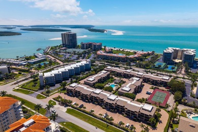 Luxurious 3-Level Townhome Near Marco Island's Crescent Beach - photo 23