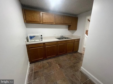 Rare opportunity to own a business location with location and - photo 31