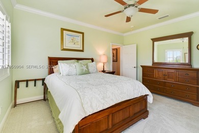 One of Hutchinson Island's gated premier deep-water Intracoastal - photo 34