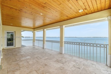One of Hutchinson Island's gated premier deep-water Intracoastal - photo 37