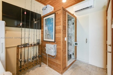 One of Hutchinson Island's gated premier deep-water Intracoastal - photo 39