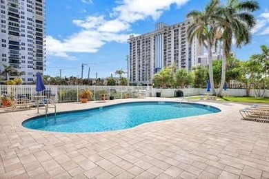 PRICE REDUCTION , STEPS FROM THE BEACH !! AVAILABLE NOW AND EASY - photo 4